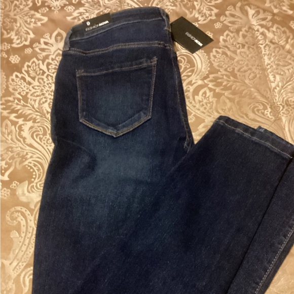 FASHION NOVA WOMEN’S HIGH WAIST SKINNY BLACK JEANS. SZ 9 $20. - Picture 2 of 5